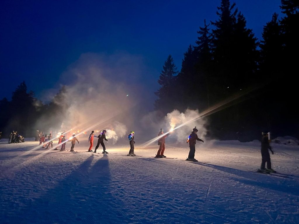 Descente aux flambeaux station lac blanc hiver